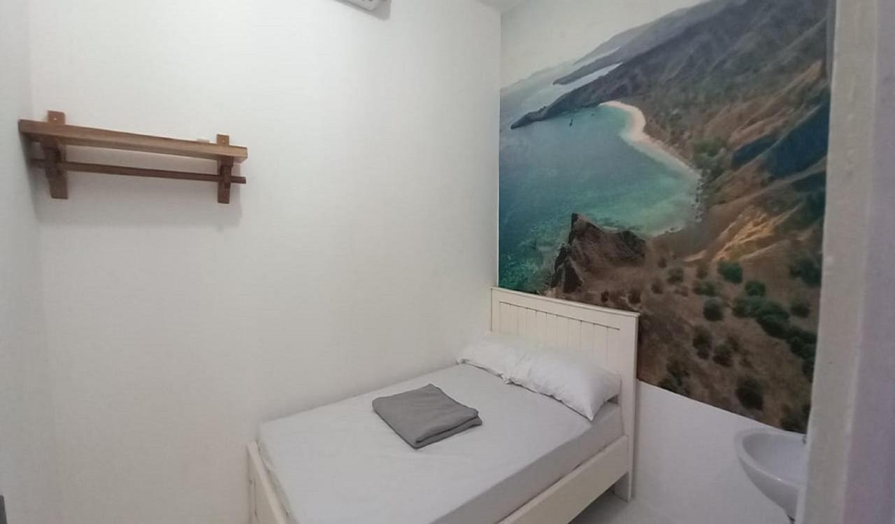 Oyo 90974 Homestay Golo Koe Sejahtera ラブハン・バジョ エクステリア 写真