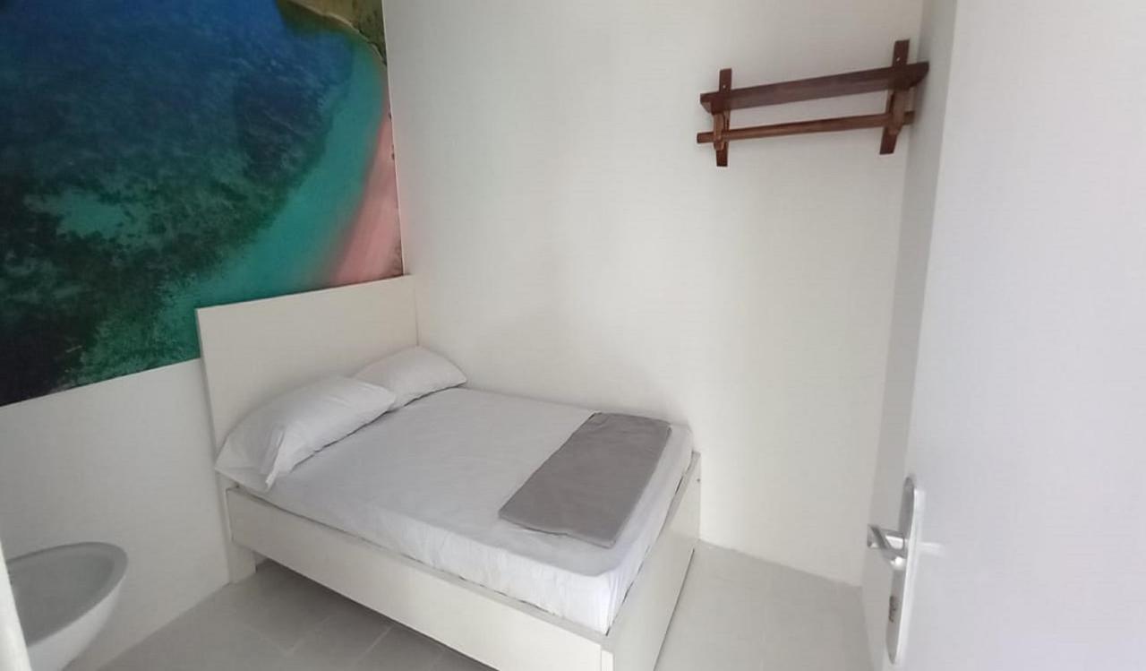 Oyo 90974 Homestay Golo Koe Sejahtera ラブハン・バジョ エクステリア 写真