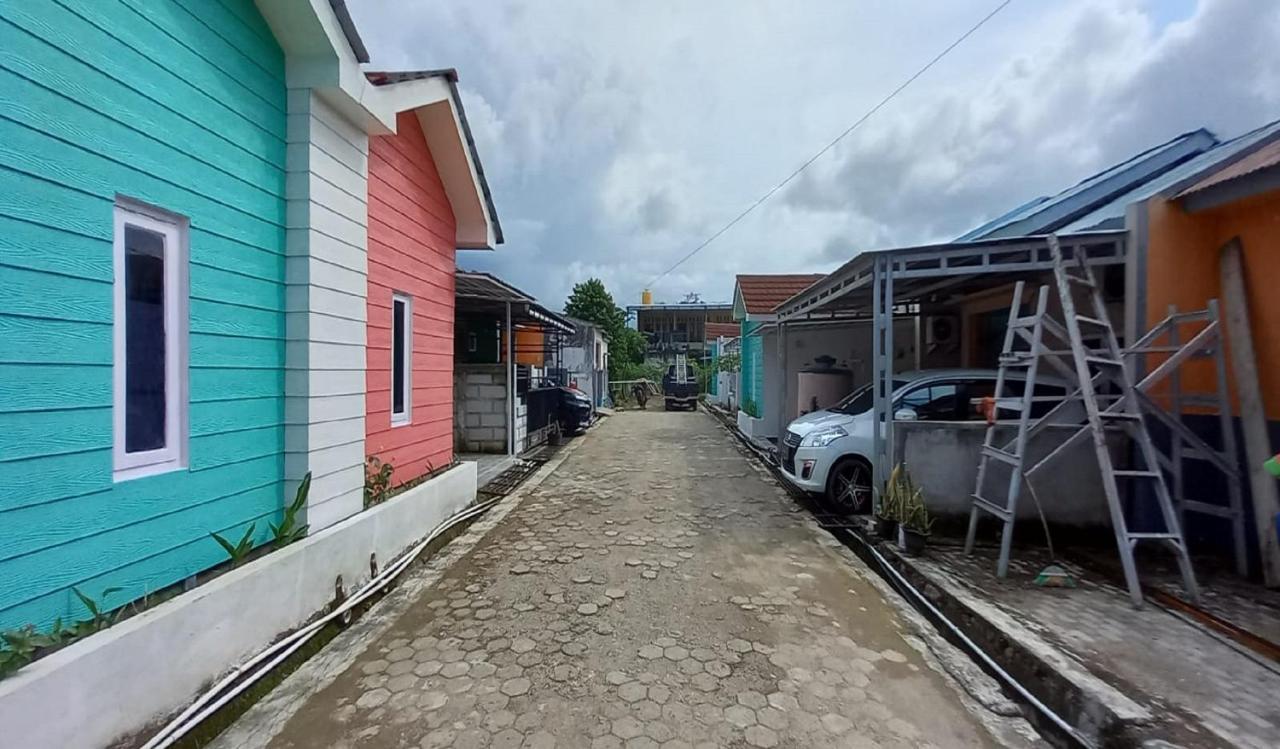 Oyo 90974 Homestay Golo Koe Sejahtera ラブハン・バジョ エクステリア 写真