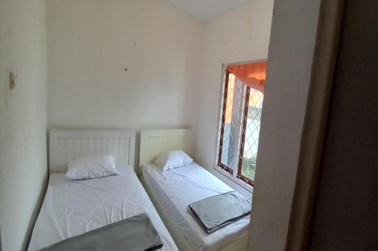 Oyo 90974 Homestay Golo Koe Sejahtera ラブハン・バジョ エクステリア 写真